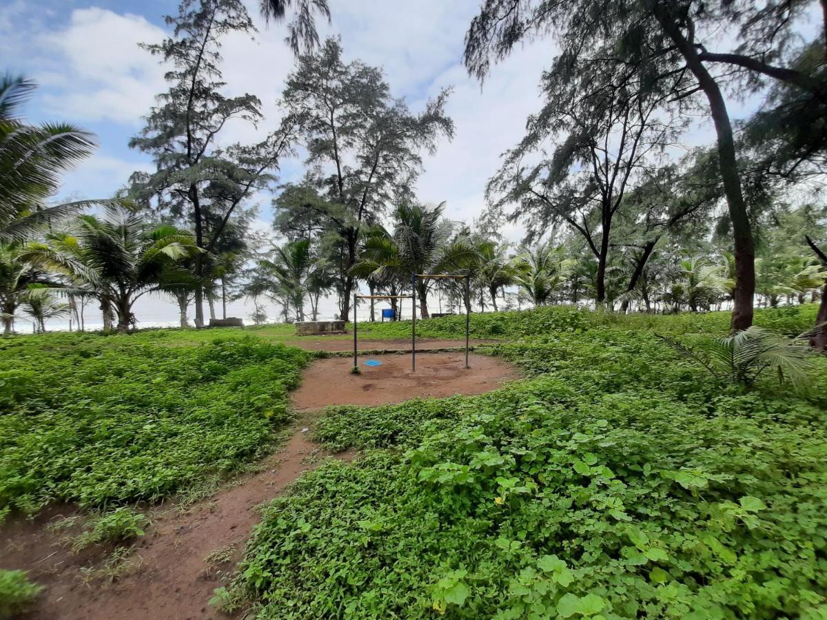 Seawoods Beach Hotel Dahanu Extérieur photo